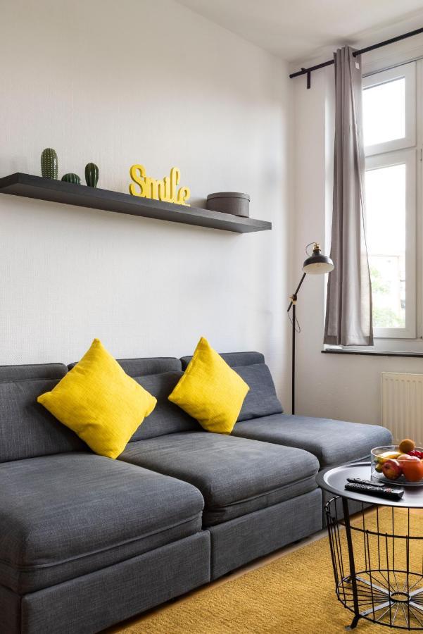 Central +3Br +Big Living Room Next To U-Station Berlin Eksteriør billede