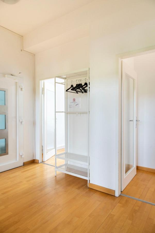 Central +3Br +Big Living Room Next To U-Station Berlin Eksteriør billede